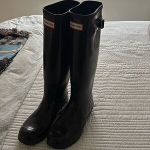 Almost brand new HUNTER BOOTS